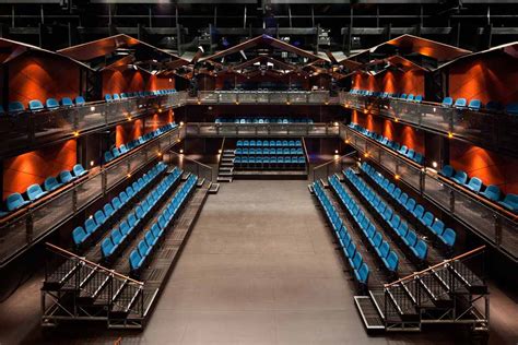 Q Theatre .